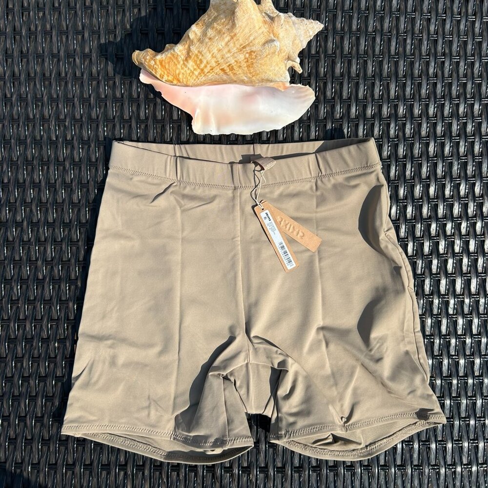 Ladies SKIMS Mid Waist Swim Shorts Desert Size Medium NWT